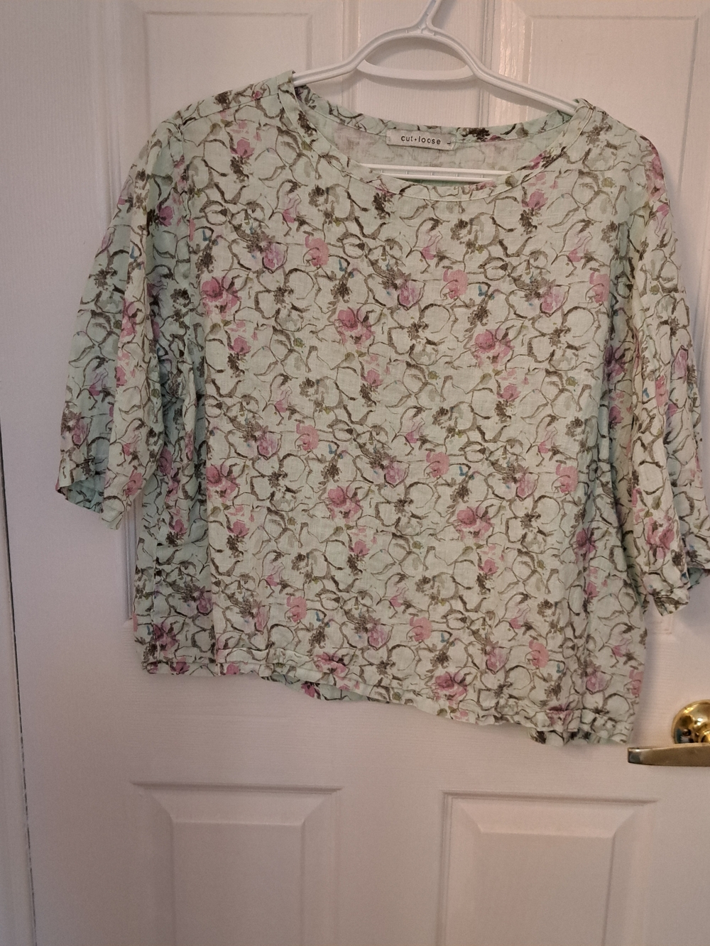 Cut Loose Linen Mint Floral Cropped Blouse